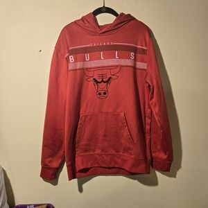 Men's Chicago Bulls Pullover Hoodie.
